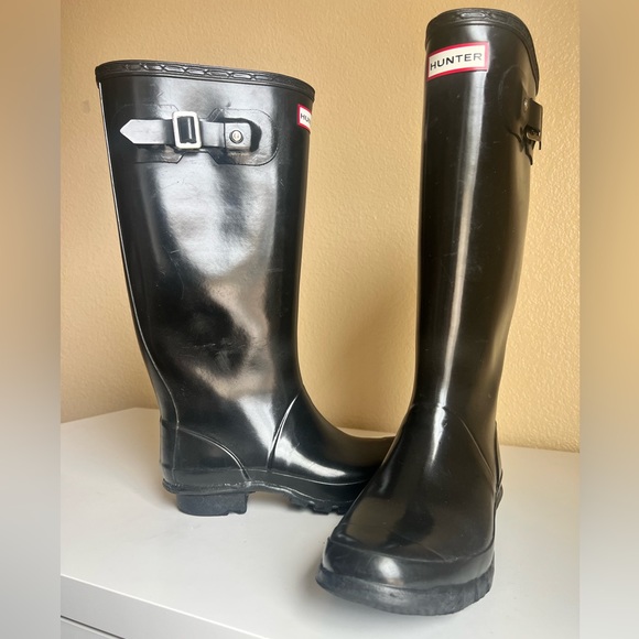 Hunter Rain Boots - Huntress Black Gloss Size 7 - Used - Picture 5 of 6